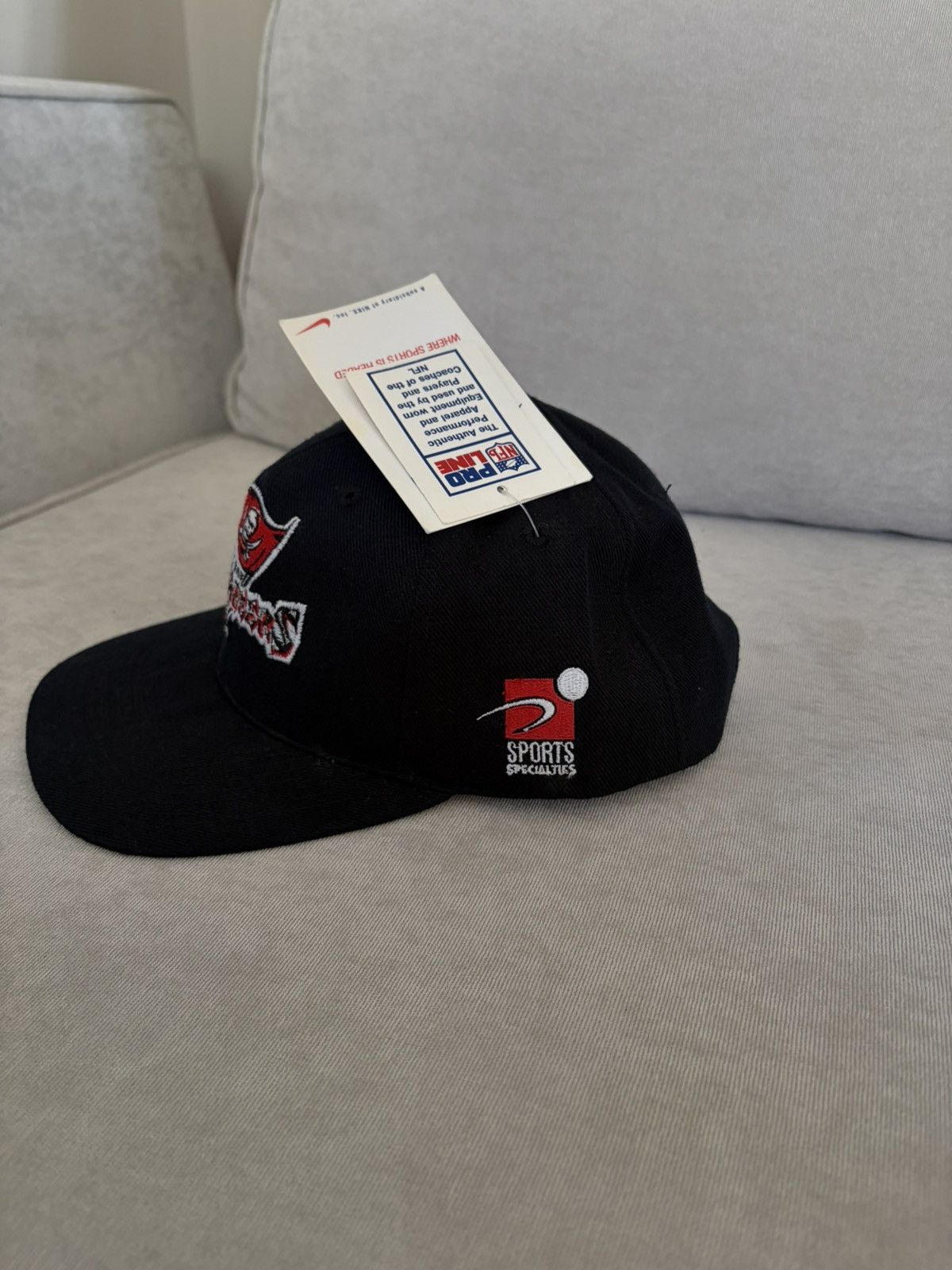 Pro Line Vintage 90s Tampa Bay Buccaneers Hat Size ONE SIZE - 3 Thumbnail
