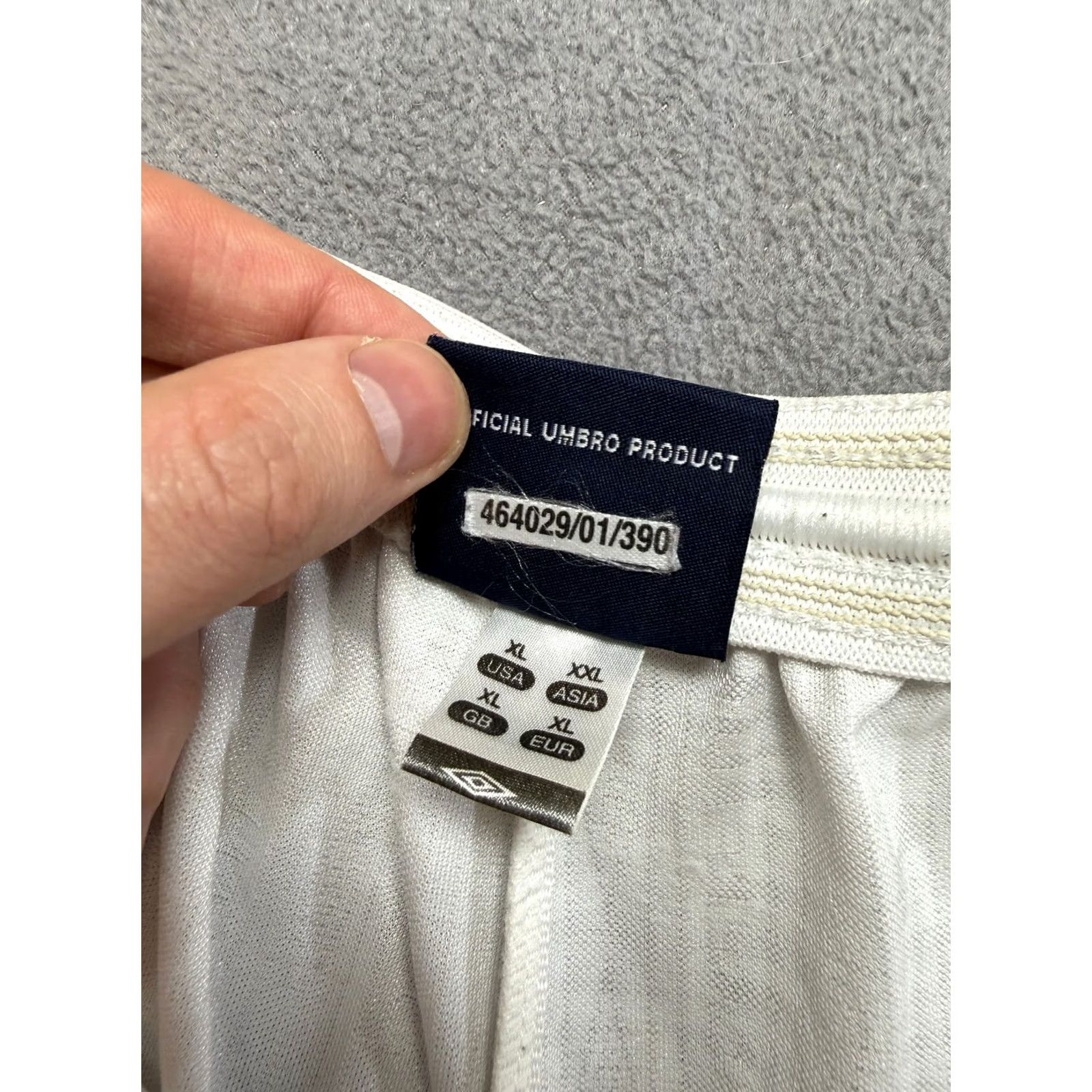 Umbro VINTAGE Umbro shorts Mens size XL White Training football soccer Size US 36 / EU 52 - 5 Thumbnail