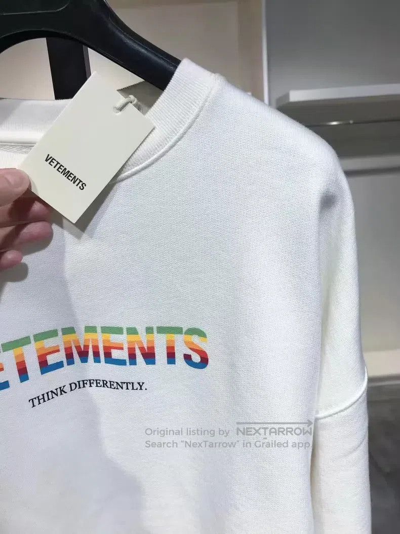 Vetements Vetements Gradient Logo Sweatshirt Size US M / EU 48-50 / 2 - 2 Thumbnail