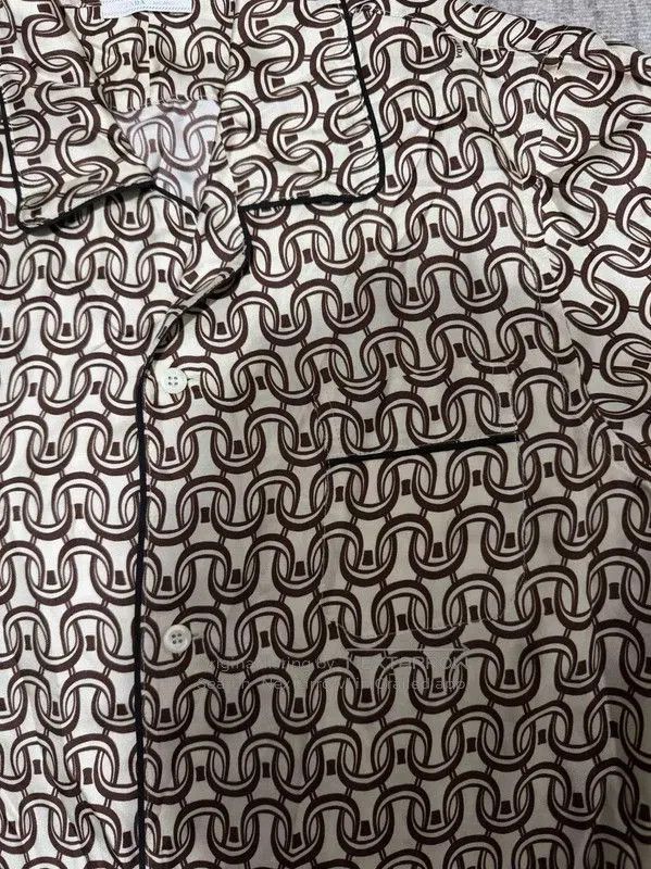 Prada Prada White Silk Printed Jacket. Size US S / EU 44-46 / 1 - 6 Thumbnail