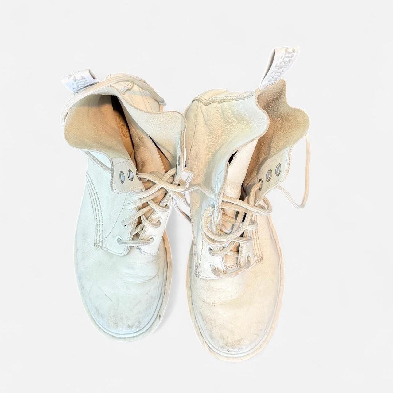 Dr. Martens Dr. Martens Women's white cream Boots Size ONE SIZE - 3 Thumbnail