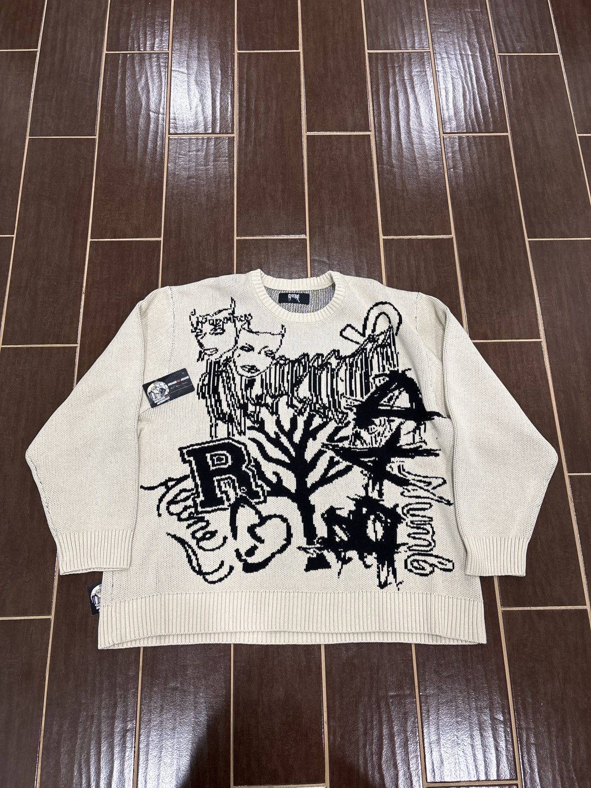 Revenge BRAND NEW Revenge XXXtentacion Collage Knit Sweater Cream XL Size US XXL / EU 58 / 5 - 3 Thumbnail