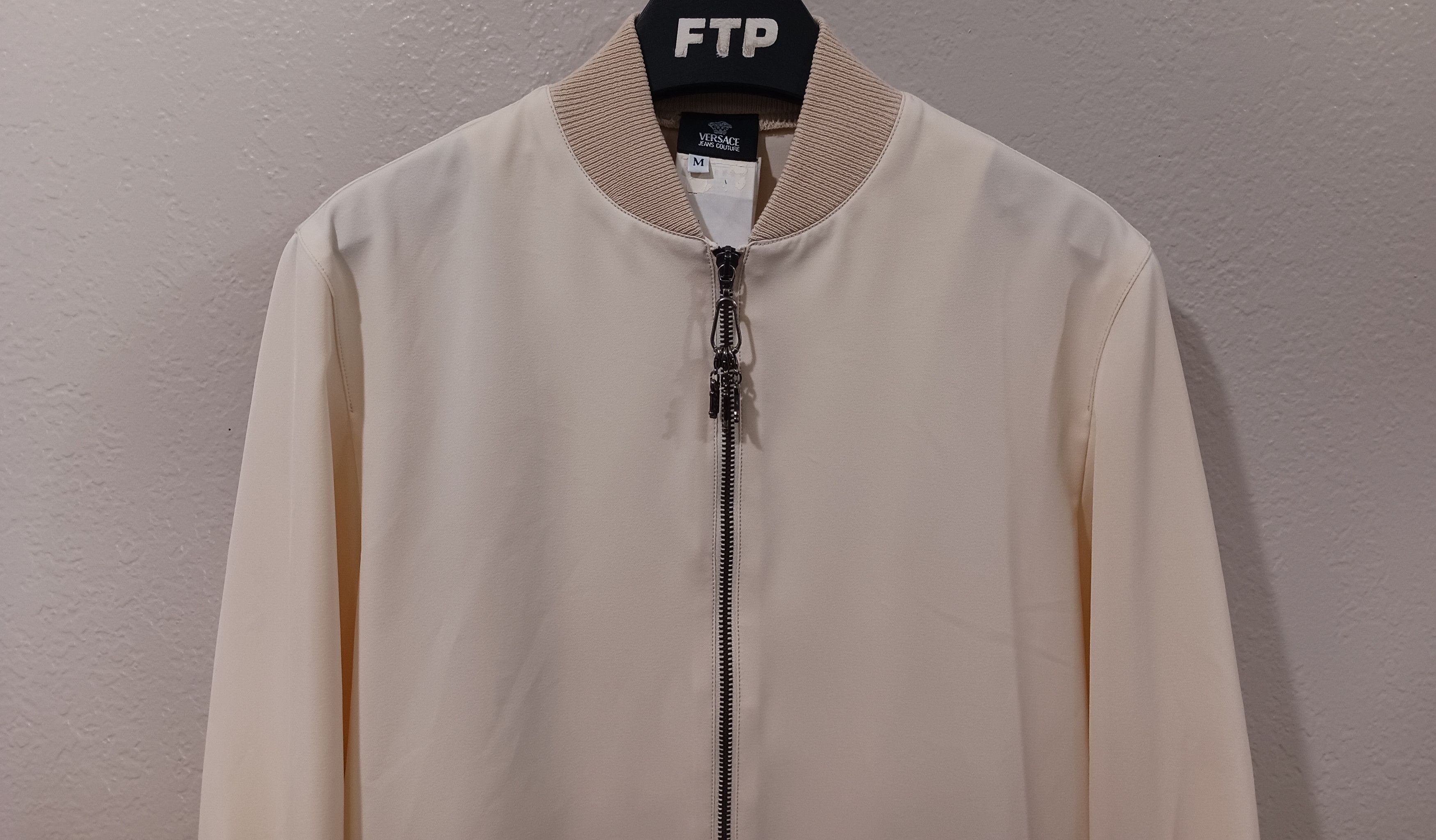 Versace Jeans Couture Versace Jeans Couture Vintage VJC Zipper Charm Bomber Jacket Size M / US 6-8 / IT 42-44 - 11 Thumbnail