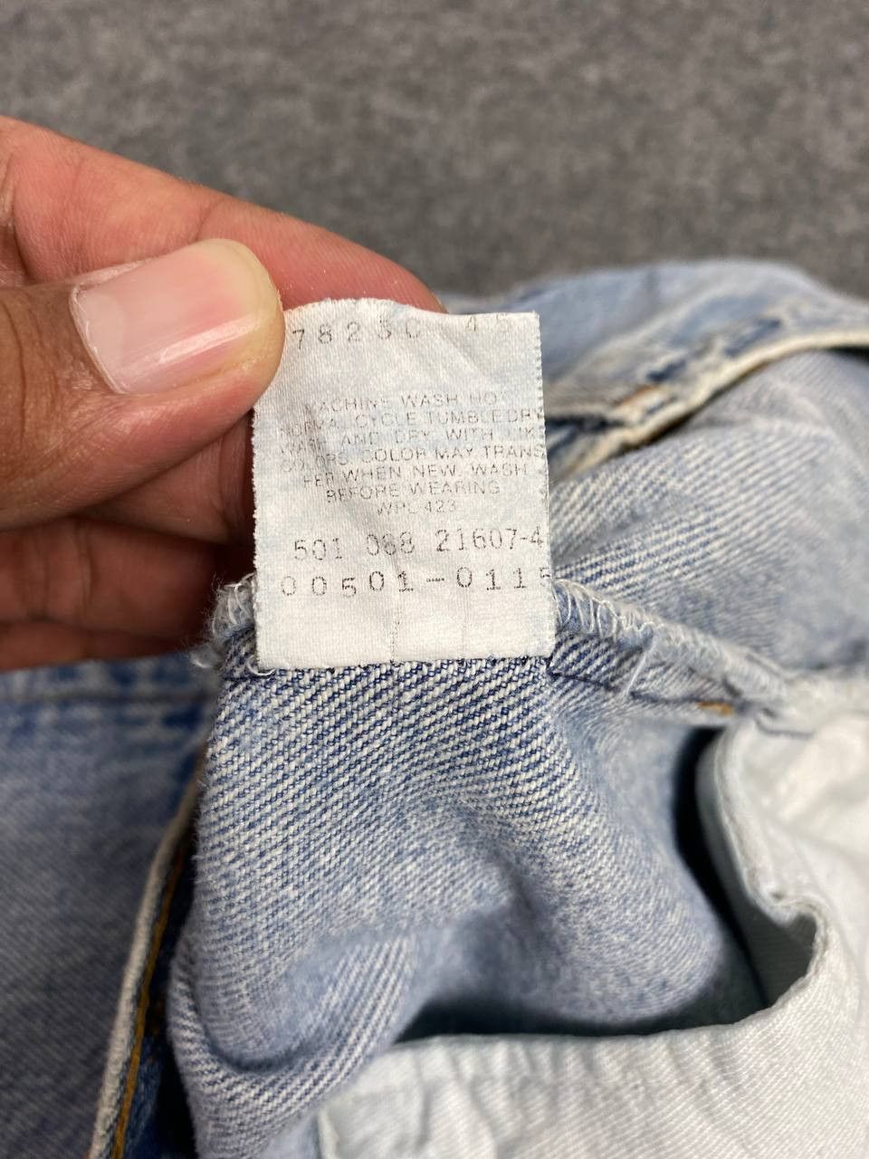 Levi's vintage levis 501 distressed denim nice design Size US 34 / EU 50 - 19 Thumbnail