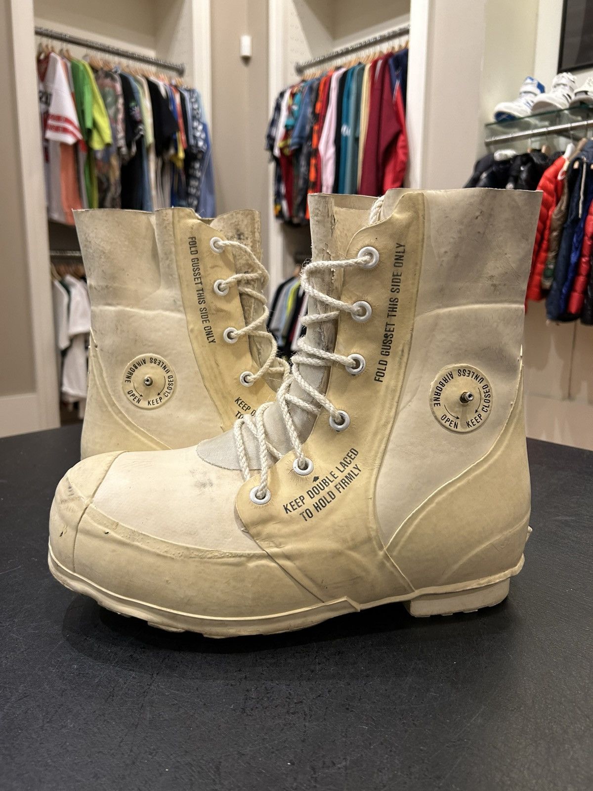 Other Military Bata Bunny Boots Size US 12 / EU 45 - 1 Thumbnail