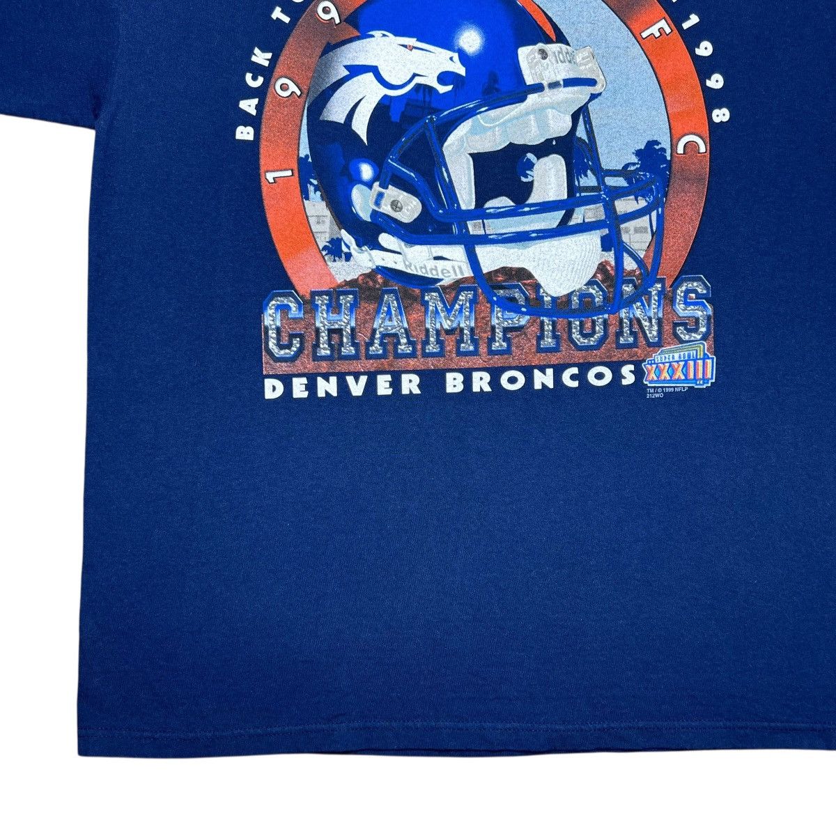 NFL Vintage 1998 NFL Denver Broncos AFC Champions Helmet T-Shirt Size US XL / EU 56 / 4 - 8 Thumbnail