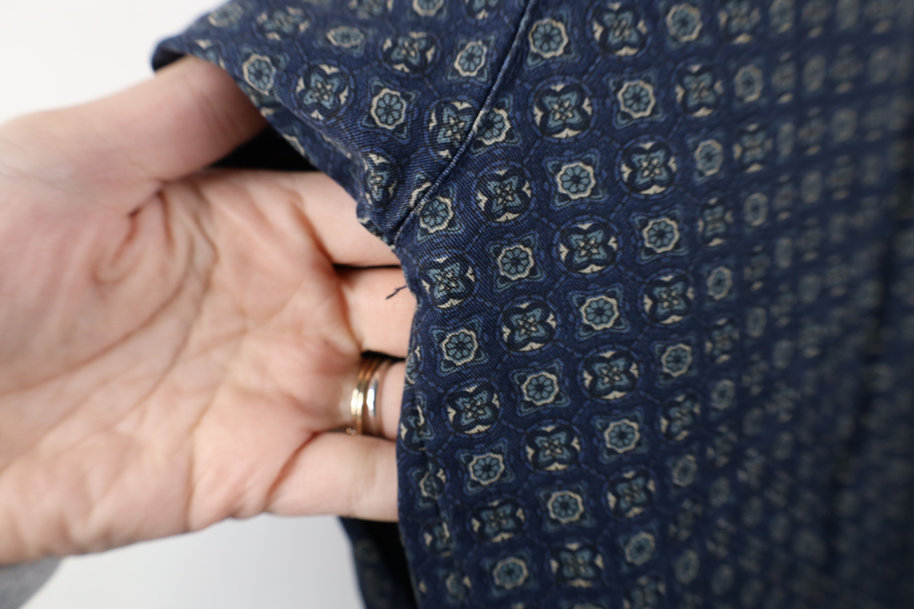 Vintage Vintage 90s Streetwear Geometric Collared Button Down Shirt Size US L / EU 52-54 / 3 - 10 Thumbnail