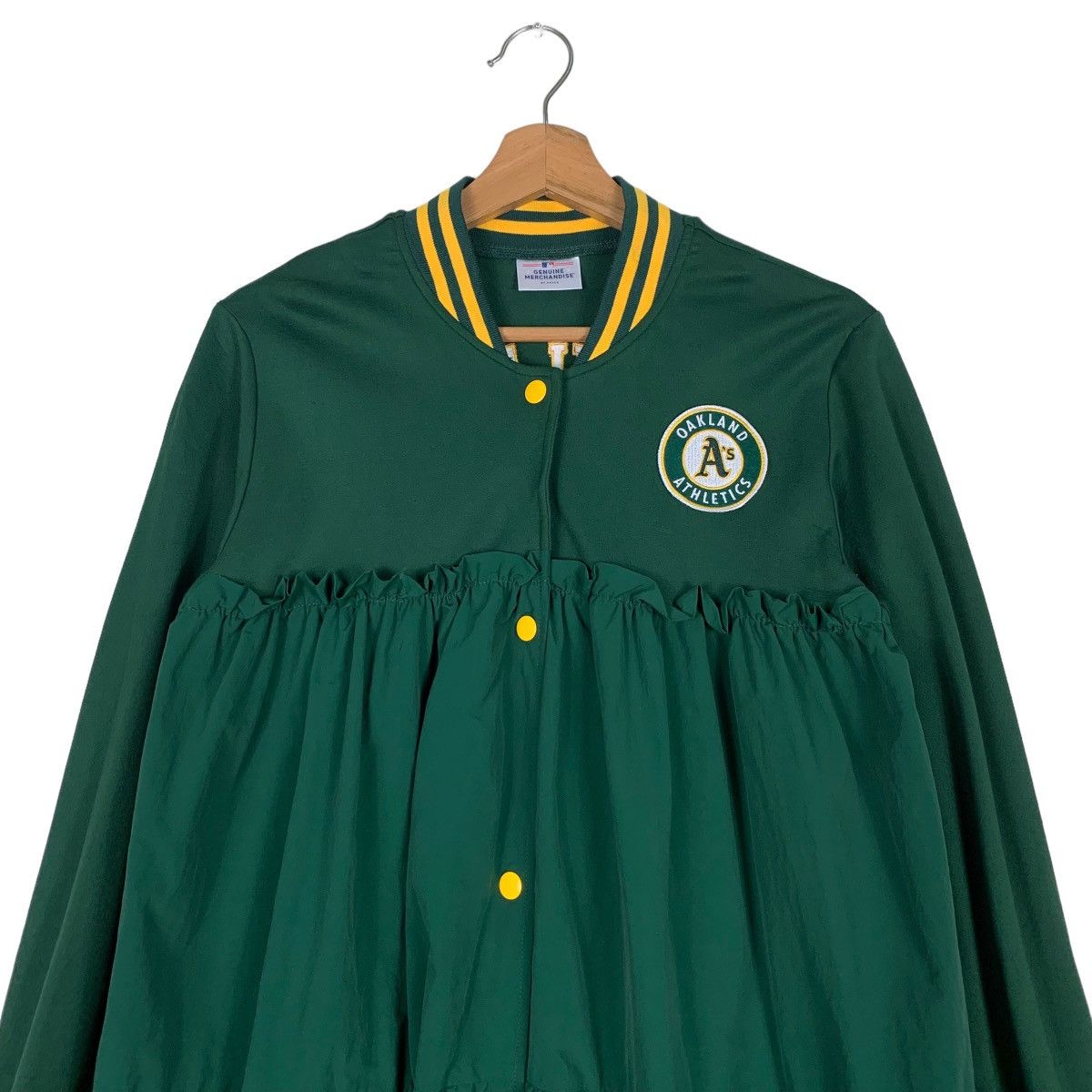 Japanese Brand OAKLAND ATHLETICS BIG LOGO DRESS #0646-C30 Size M / US 6-8 / IT 42-44 - 2 Thumbnail