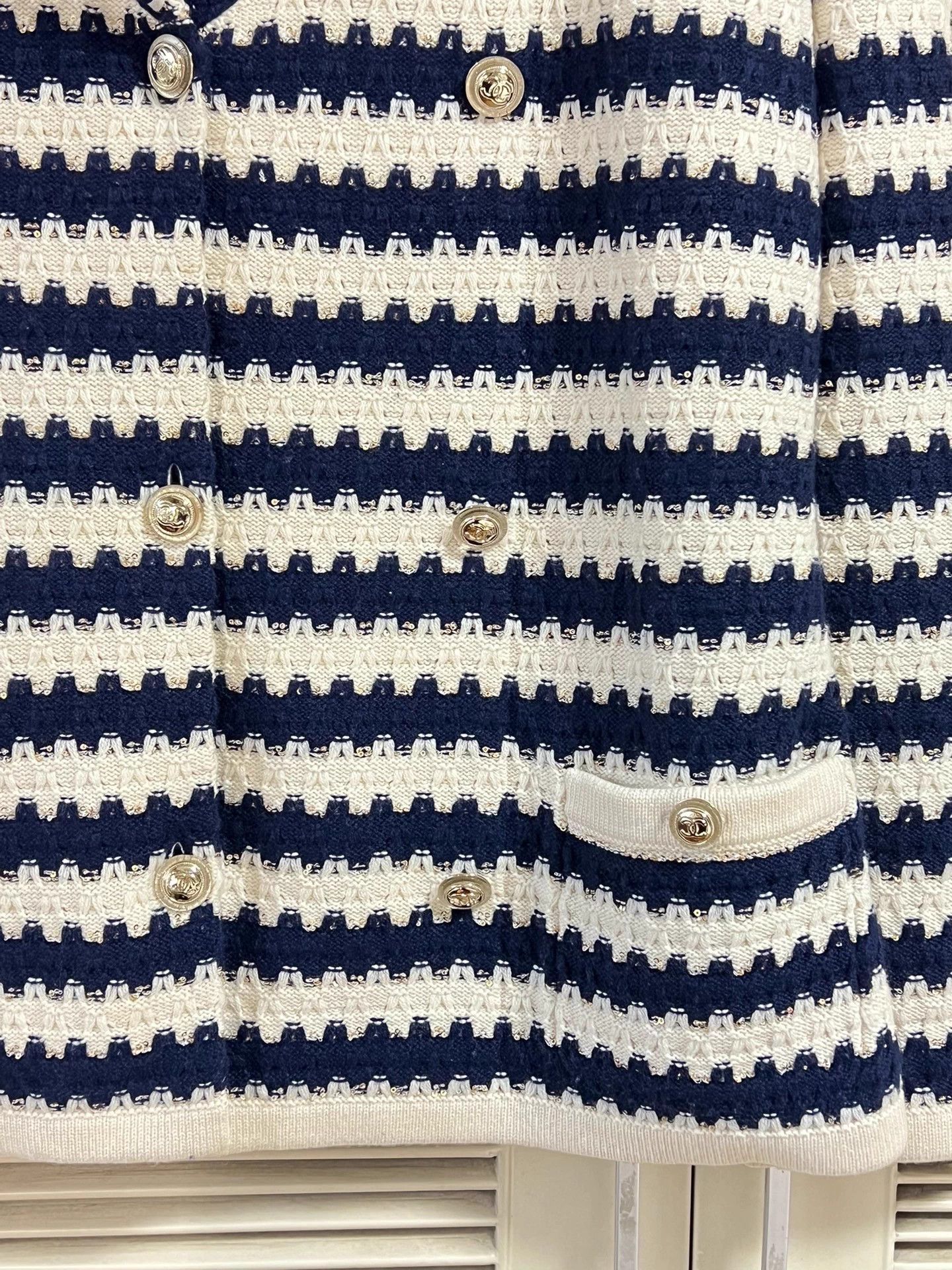 Chanel Chanel blue white striped jacket 38 mint sequin Size S / US 4 / IT 40 - 4 Thumbnail