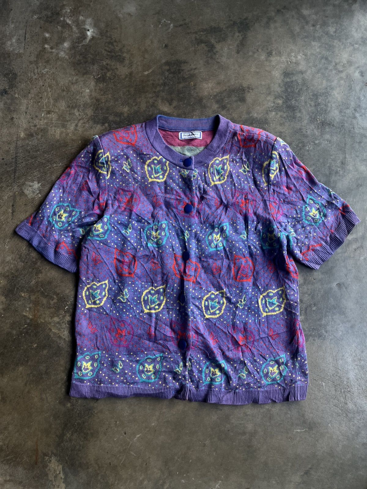 Yves Saint Laurent YVES SAINT LAURENT KNIT SHORT SLEEVE FLOWERS VINTAGE Size US M / EU 48-50 / 2 - 1 Thumbnail