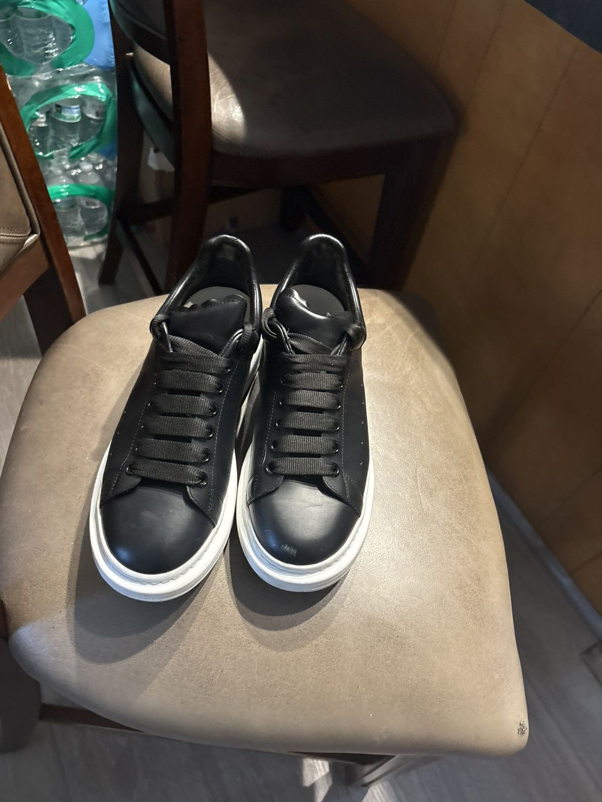 Alexander McQueen Alexander McQueen Oversized Black Size US 9 / EU 42 - 9 Thumbnail