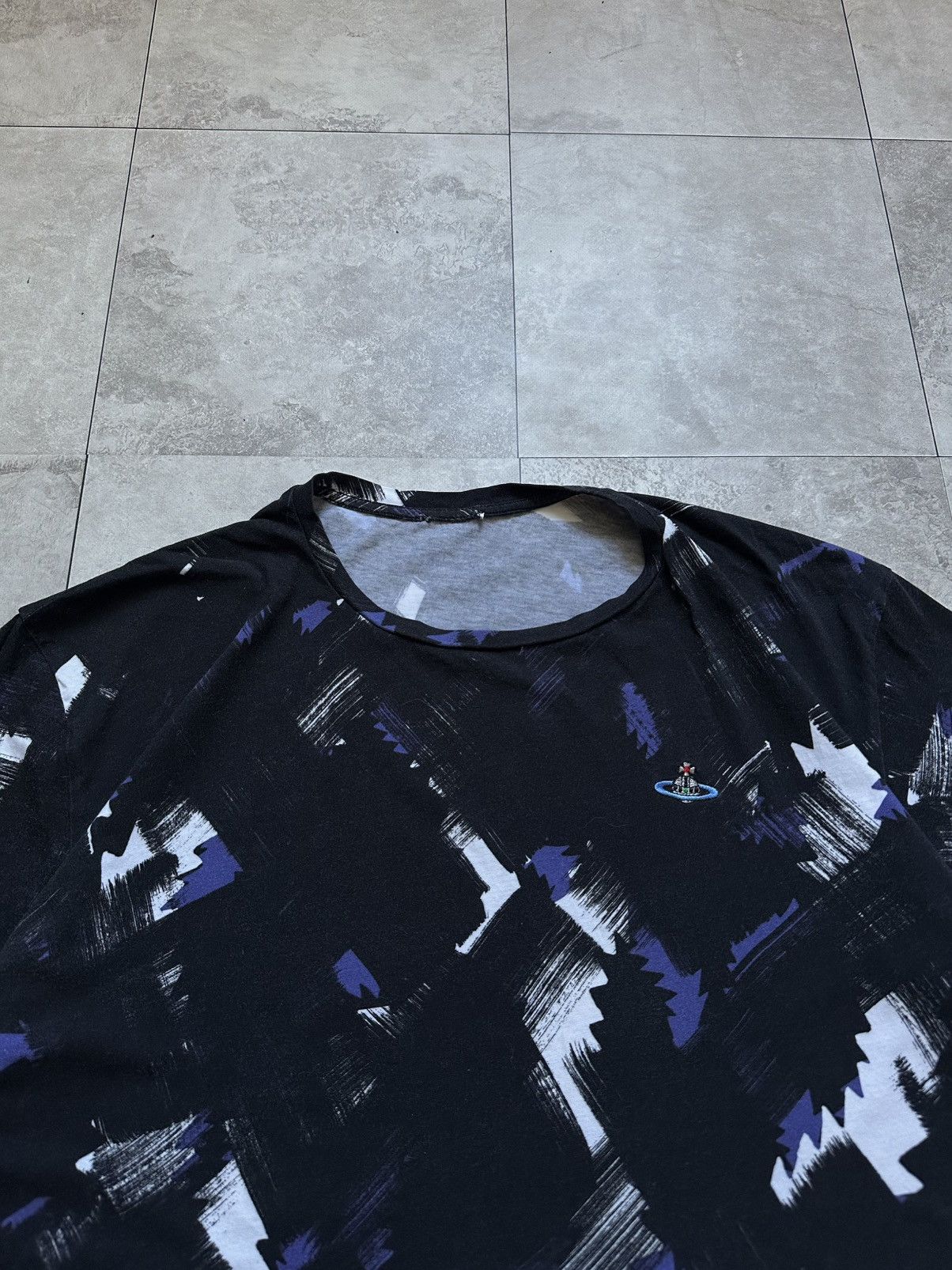 Vintage × Vivienne Westwood Vivienne Westwood All Over Print Small Orb Logo T-Shirt Size US L / EU 52-54 / 3 - 5 Thumbnail