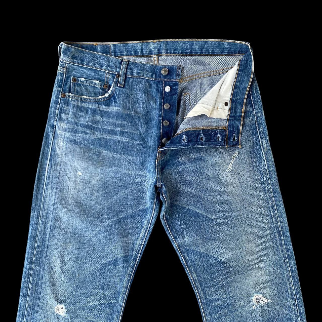 Levi's Vintage Clothing W35X32 VINTAGE LEVIS 501 JAPAN DISTRESSED DENIM 2001 RELEASE Size US 35 - 11 Thumbnail