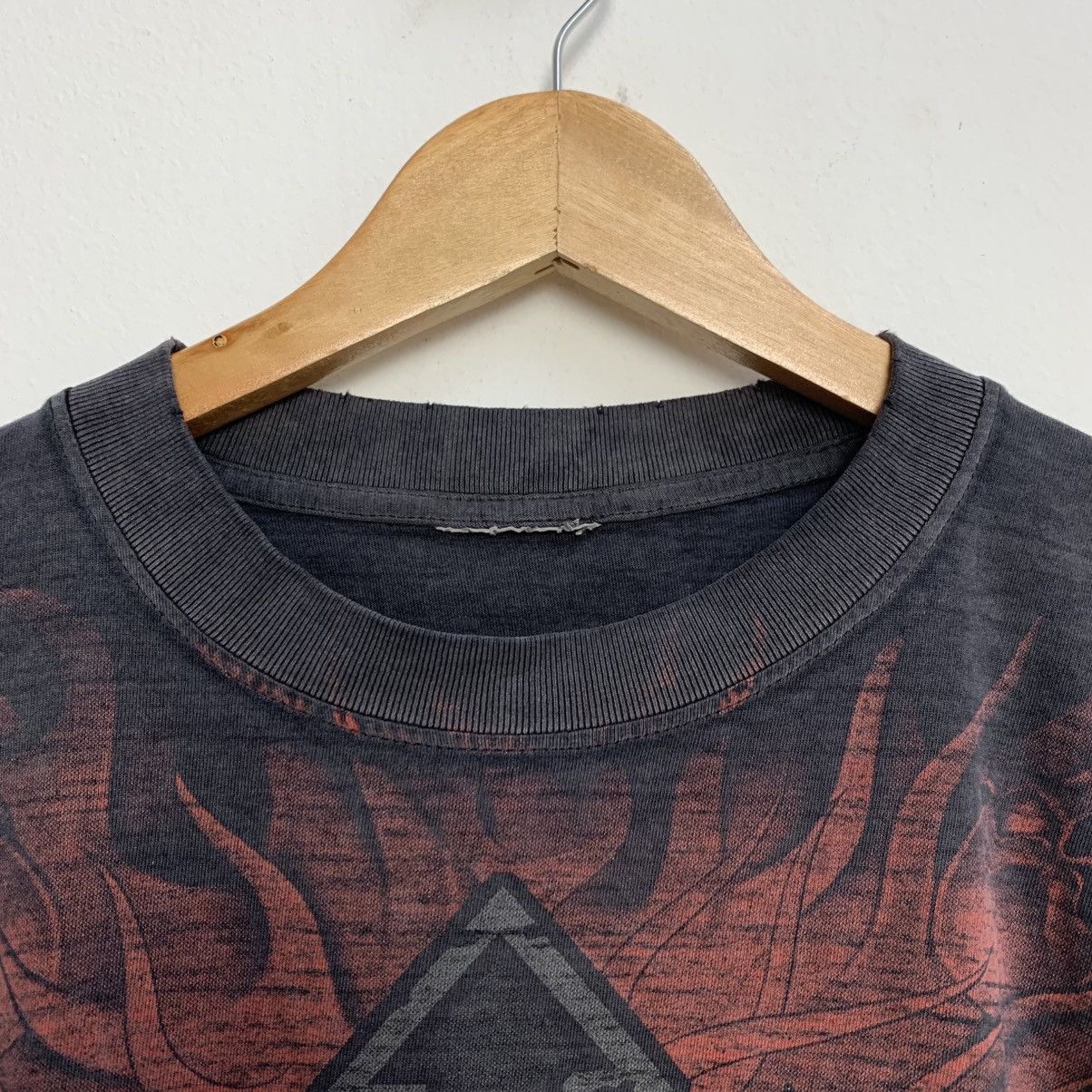 Japanese Brand Crazy Distressed Skull & Flame Tee True Vintage Style Size US L / EU 52-54 / 3 - 3 Thumbnail