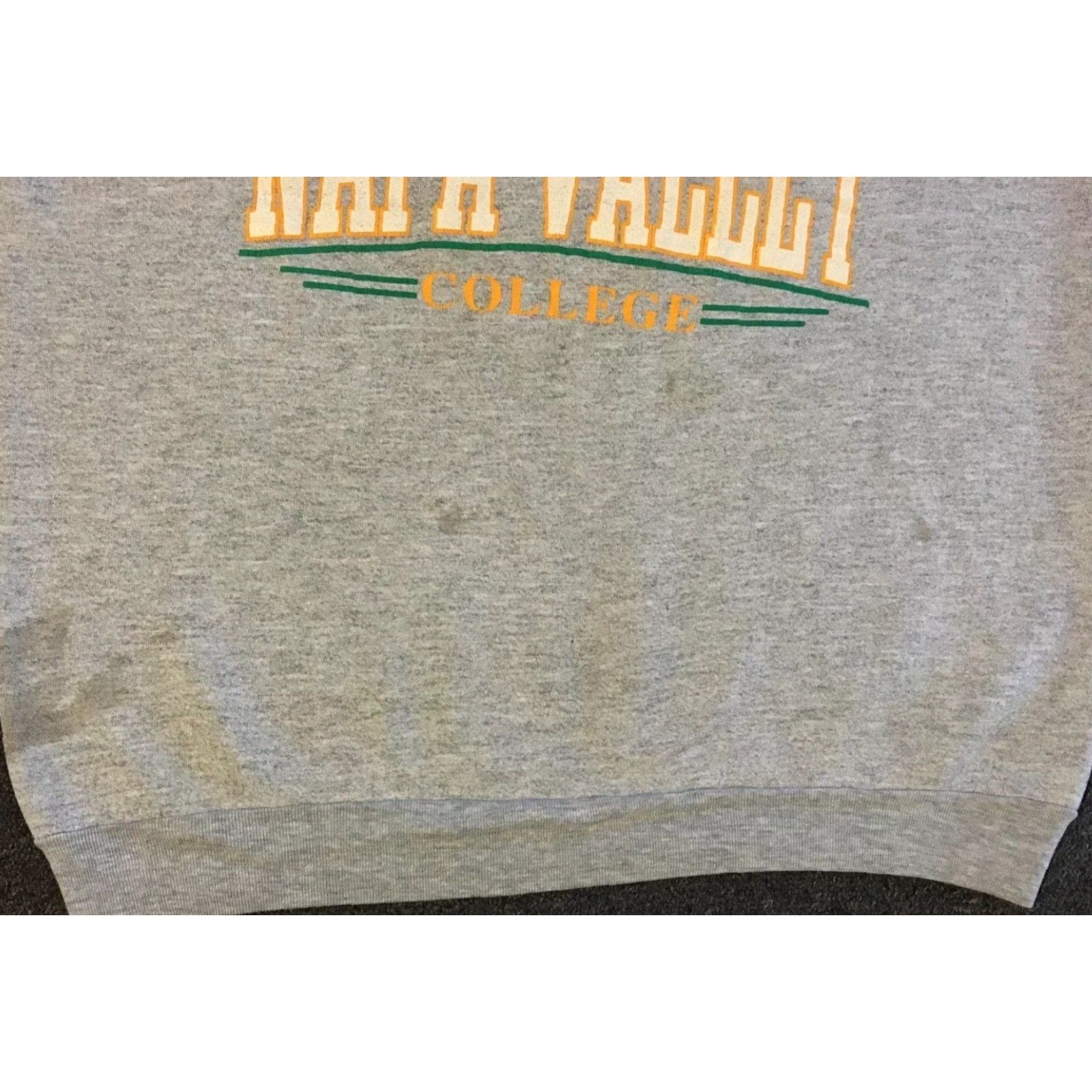 Vintage VINTAGE Spellout 80s Napa Valley College Faded Distress Sweatshirt M USA Track Grunge PE 90s Hoodie Mens Grey Size US M / EU 48-50 / 2 - 5 Thumbnail