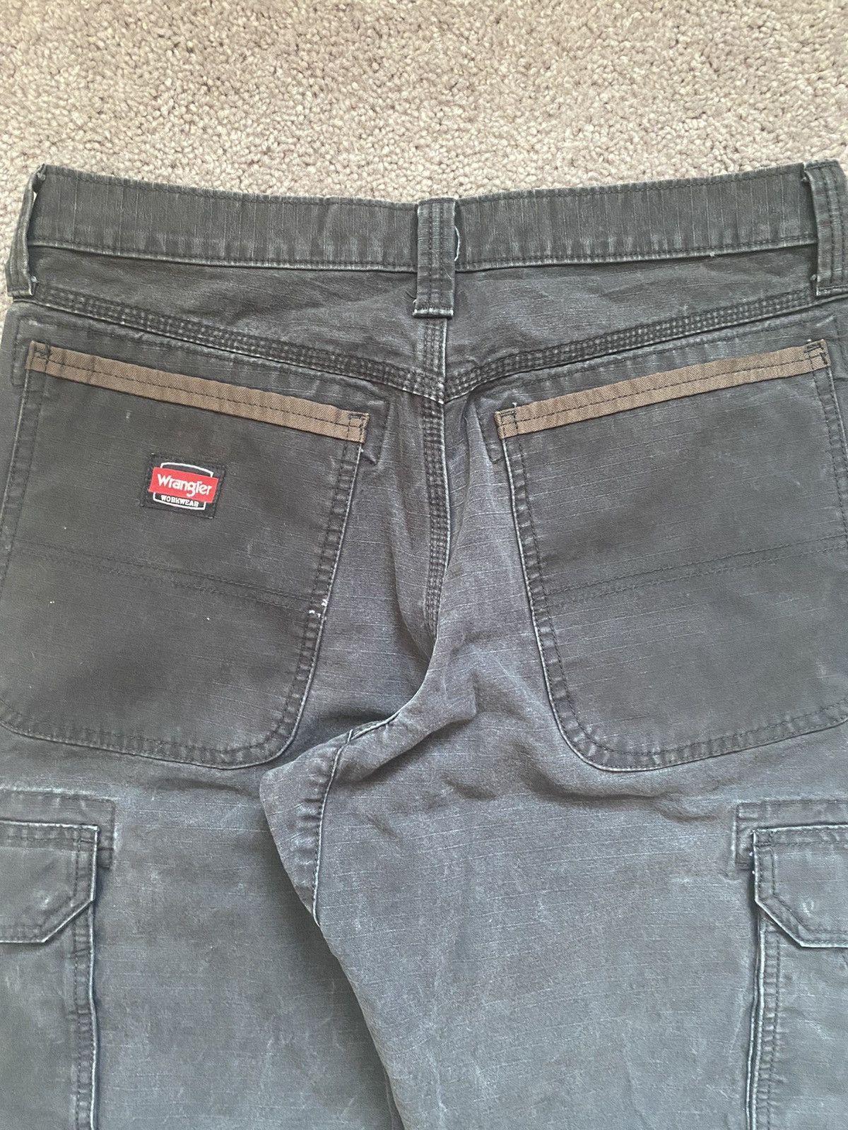 Vintage × Wrangler Vintage Faded Cargo Workwear Pants Size US 32 / EU 48 - 6 Thumbnail