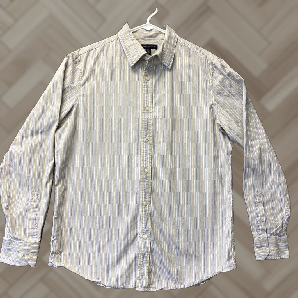 Banana Republic Banana Republic Men Button-Up Shirt Size M Gray Striped Long Sleeve /109-4 Size US M / EU 48-50 / 2 - 1 Thumbnail
