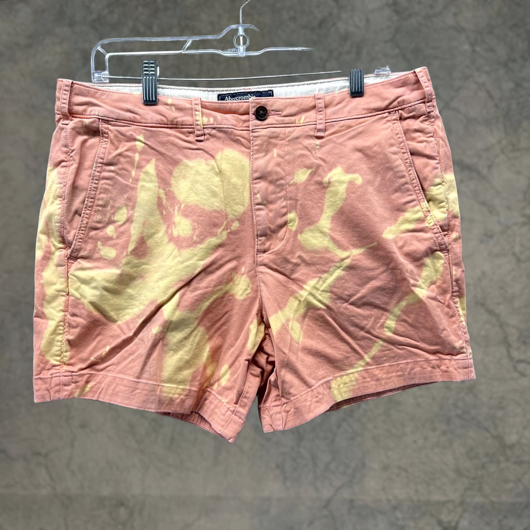 Abercrombie & Fitch Abercrombie & Fitch Shorts Mens 33 Pink Yellow Bleach Dye Chino Casual Summer Cotton Spandex Front Zip Fly Belt Loops Pockets Womens? Size US 33 - 1 Thumbnail