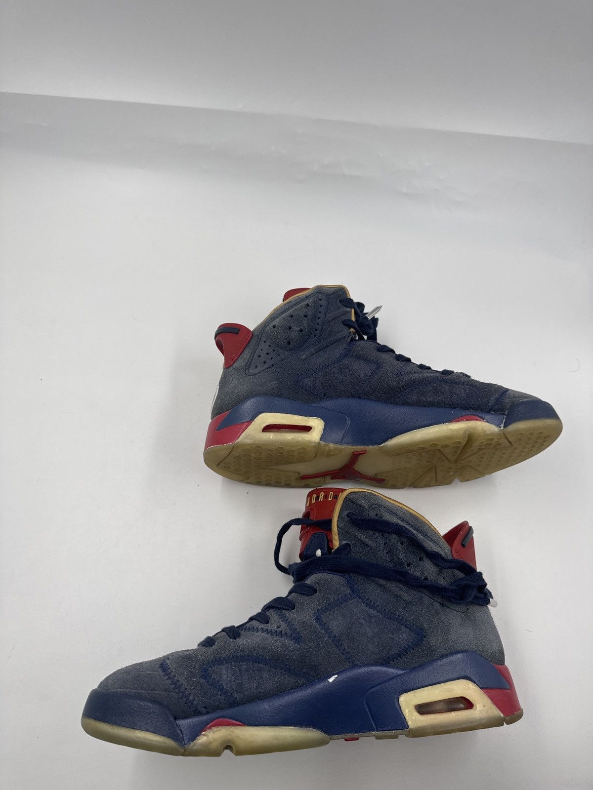 Nike Air Jordan Retro DB Doernbecher