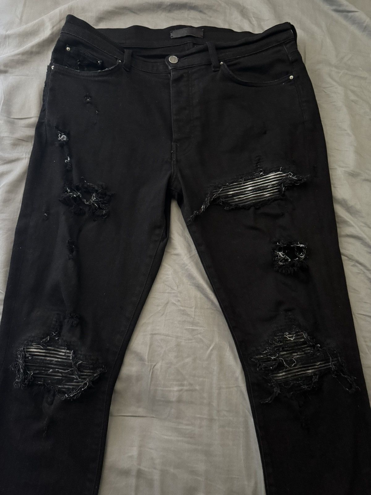 Amiri All black patch amiri denim jeans Size US 34 / EU 50 - 1 Thumbnail