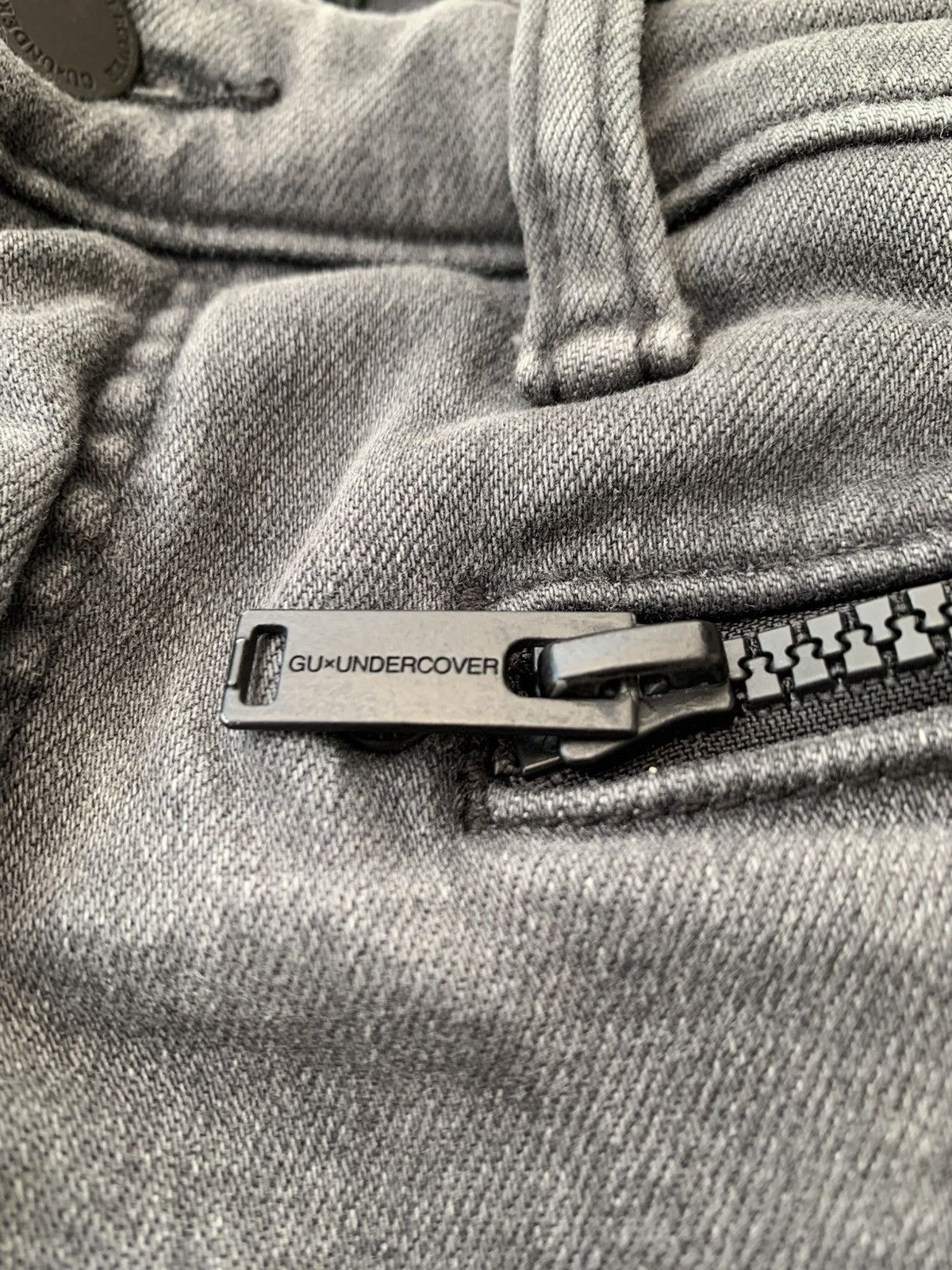 GU × Undercover DISTRESSED GU x UNDERCOVER FADE GREY. Size US 30 / EU 46 - 4 Thumbnail
