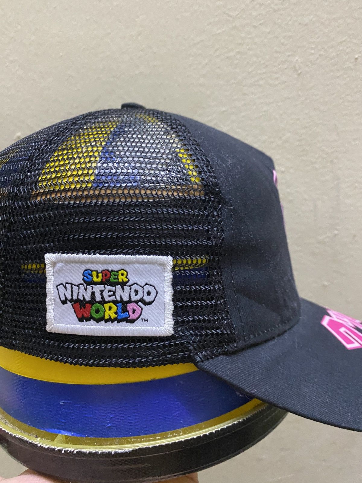 Nintendo × Vintage Universal Studios Universe Super Nintendo World Neon Red Size ONE SIZE - 3 Thumbnail
