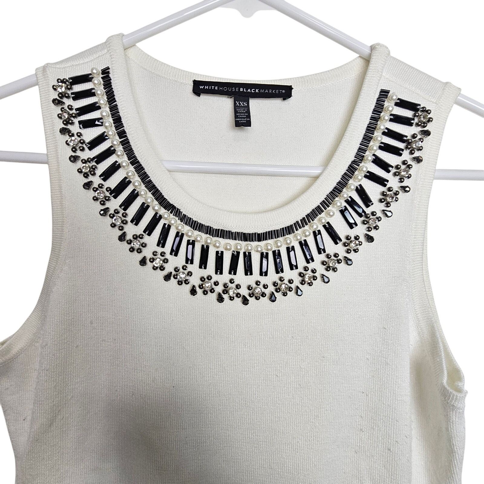 White House Black Market White House Black Market Womens Beaded Sweater Size XXS Size XXS / US 00 / IT 34 - 2 Thumbnail