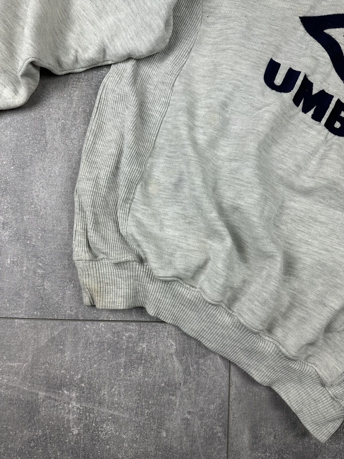 Umbro Umbro Pro Training Vintage Sweatshirt 90s Sportswear Size US S / EU 44-46 / 1 - 10 Thumbnail