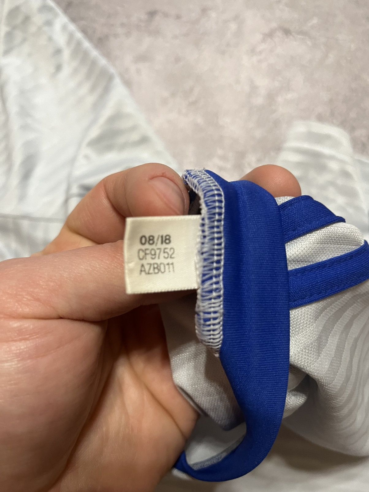 Adidas Adidas Cardiff City Fc away 2018/2019 soccer jersey Size US L / EU 52-54 / 3 - 5 Thumbnail