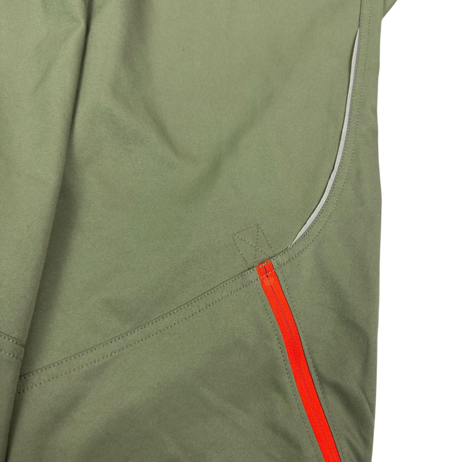 Nike Nike Fit Dry Olive Solo Swoosh Straight Leg Pants S Size US 30 / EU 46 - 4 Thumbnail