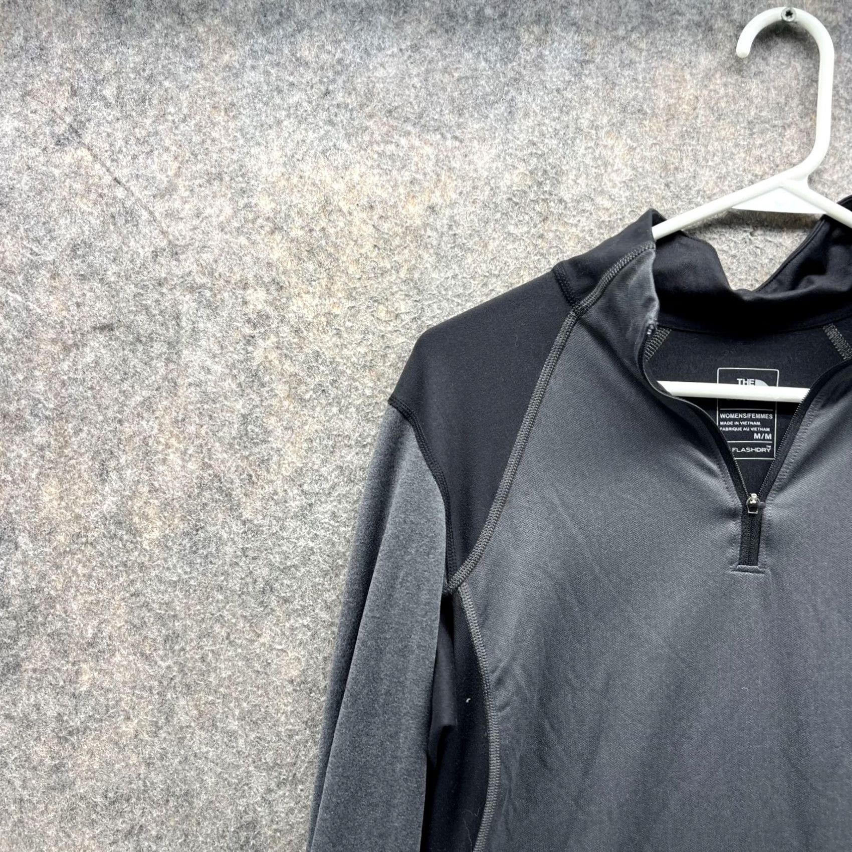 The North Face The North Face Sweater Women M Gray Black Flash Dry Knit Pullover Logo All Seasons Regular Knit Sweatshirt Size M / US 6-8 / IT 42-44 - 3 Thumbnail