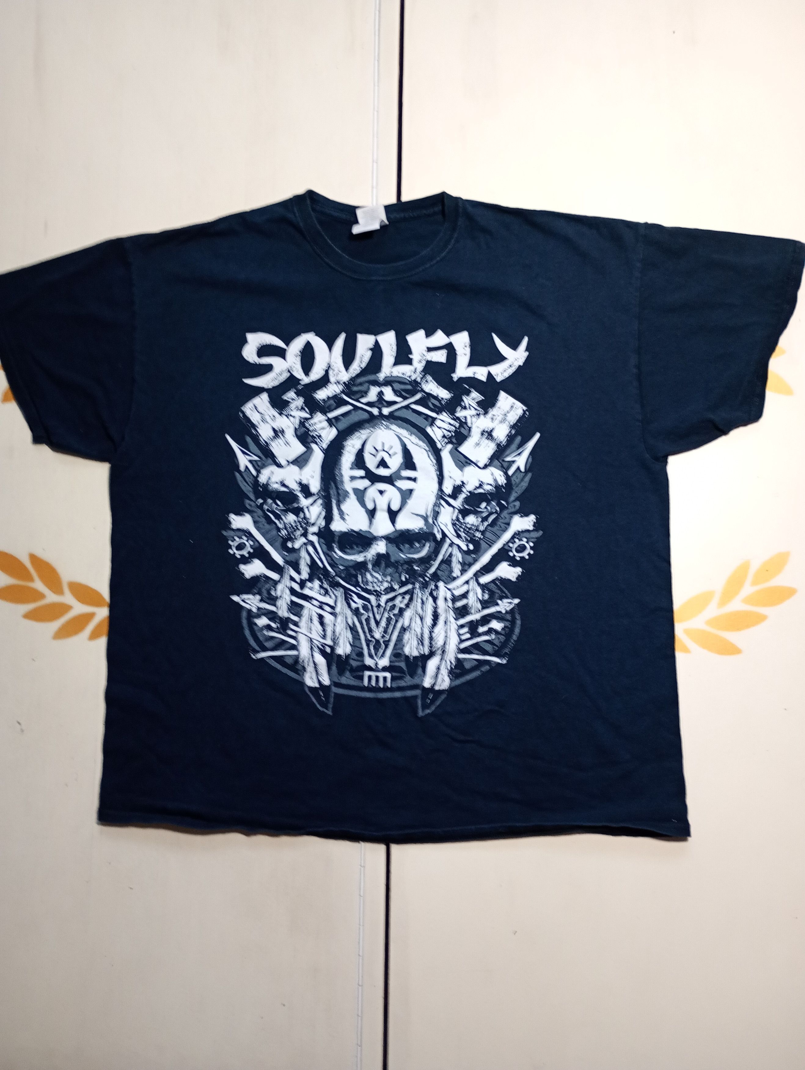 Band Tees × Gildan Gildan Soulfly Savages European Tour 2014 T-Shirt Size US XXL / EU 58 / 5 - 1 Thumbnail