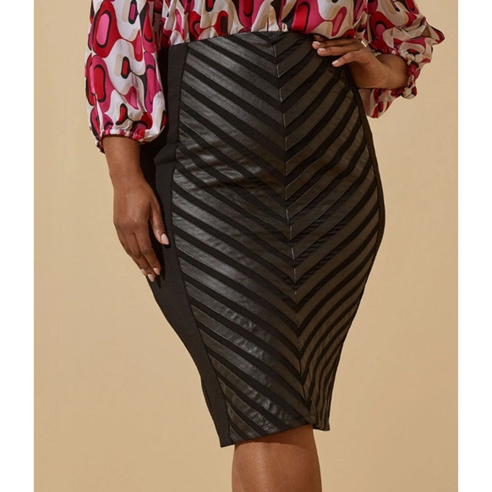 Other PLUS Size 26W Faux Leather Stretch Ponte Knit Pencil Skirt Size 42" / US 20 - 1 Thumbnail