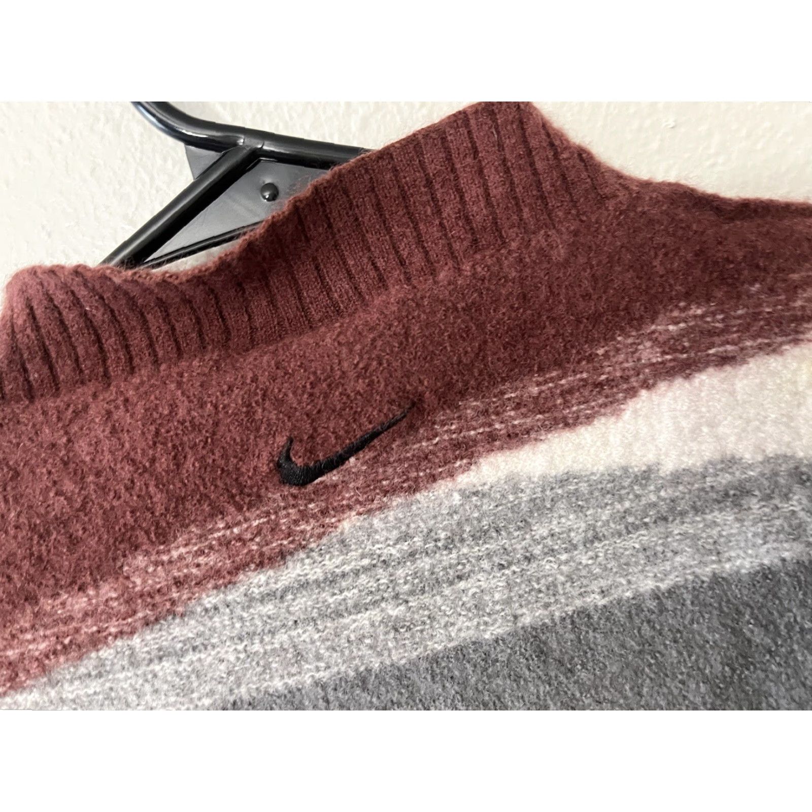 Nike Nike Women's Sweater Yoga Therma-FIT ADV Black DQ6336 010 Size XS Size XS / US 0-2 / IT 36-38 - 4 Thumbnail