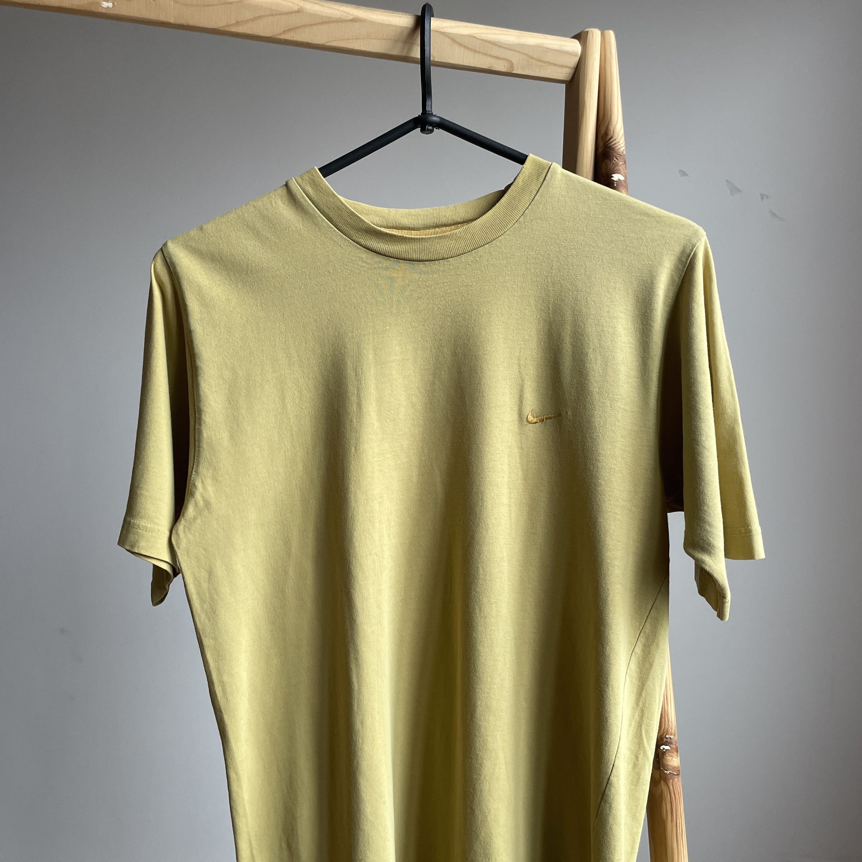 Nike Nike Vintage 90's T-Shirt Size S Size US S / EU 44-46 / 1 - 3 Thumbnail