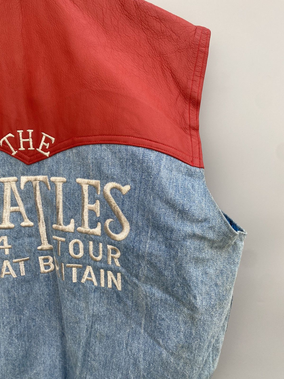 Vintage Rare 1964 Stormin Norman Productions- Beatles Tour GB Vest Size US M / EU 48-50 / 2 - 9 Thumbnail