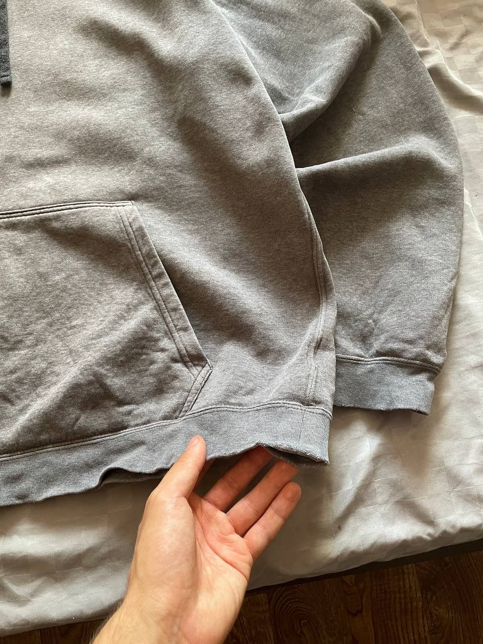 Nike Vintage Nike Hoodie Sweater thrashed sun faded swoosh check Size US XL / EU 56 / 4 - 6 Thumbnail