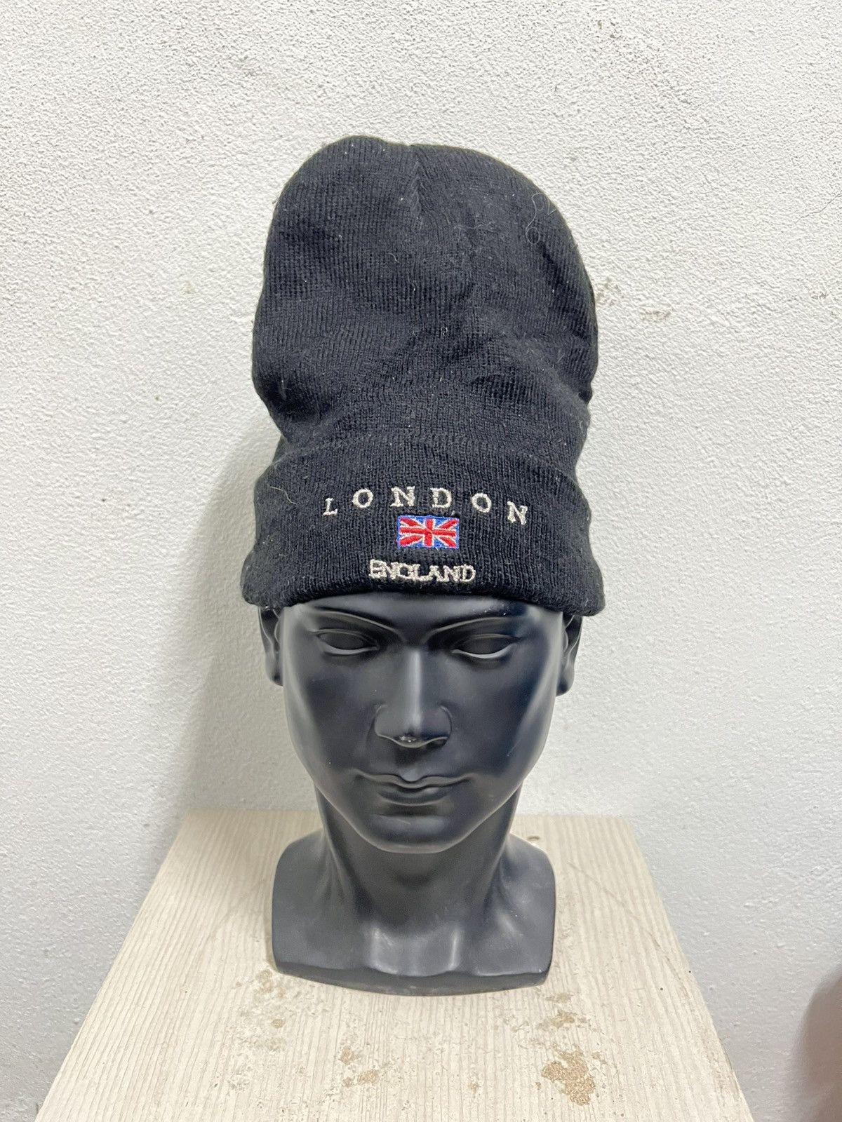 Vintage Vintage London Beanie Hat Size ONE SIZE - 2 Thumbnail