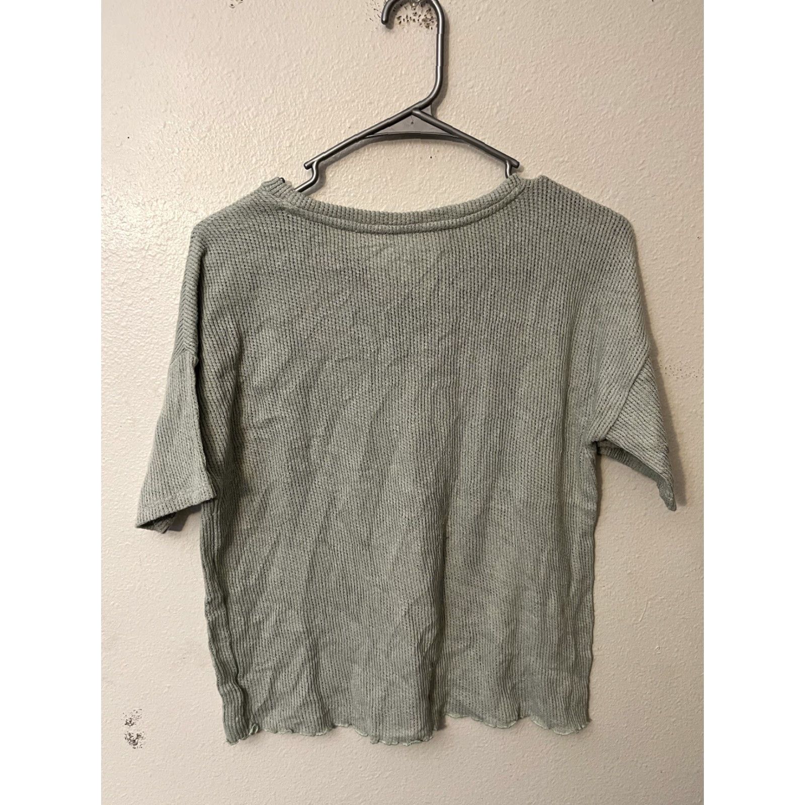 American Eagle Outfitters American Eagle Gray Short Sleeve Top Waffle Texture Size Medium Size M / US 6-8 / IT 42-44 - 3 Thumbnail
