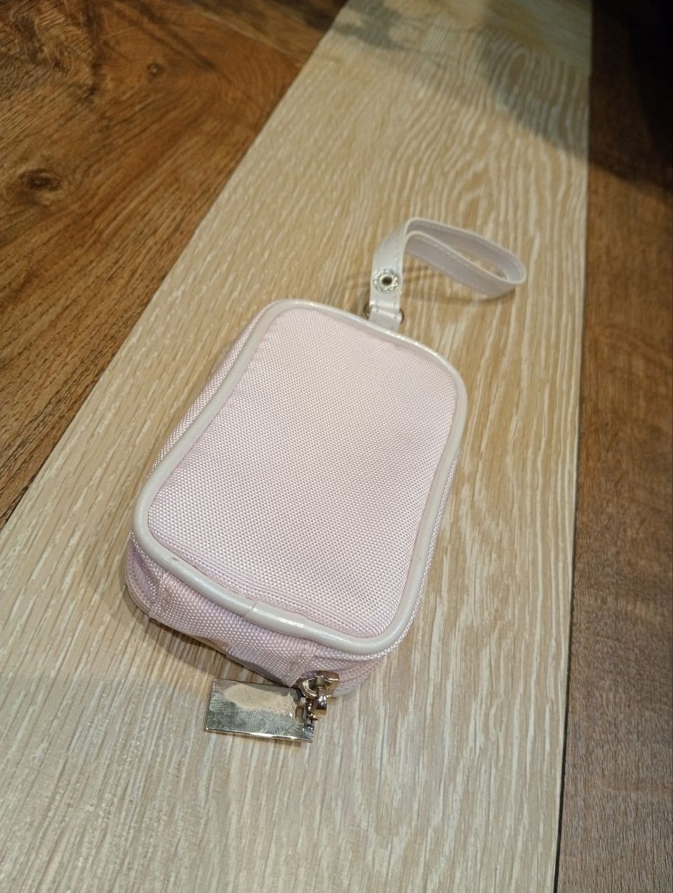 Dior DIOR BEAUTY WRISTLET NOVELTY POUCH 2004 ADDICT COLLECTION Size ONE SIZE - 5 Thumbnail