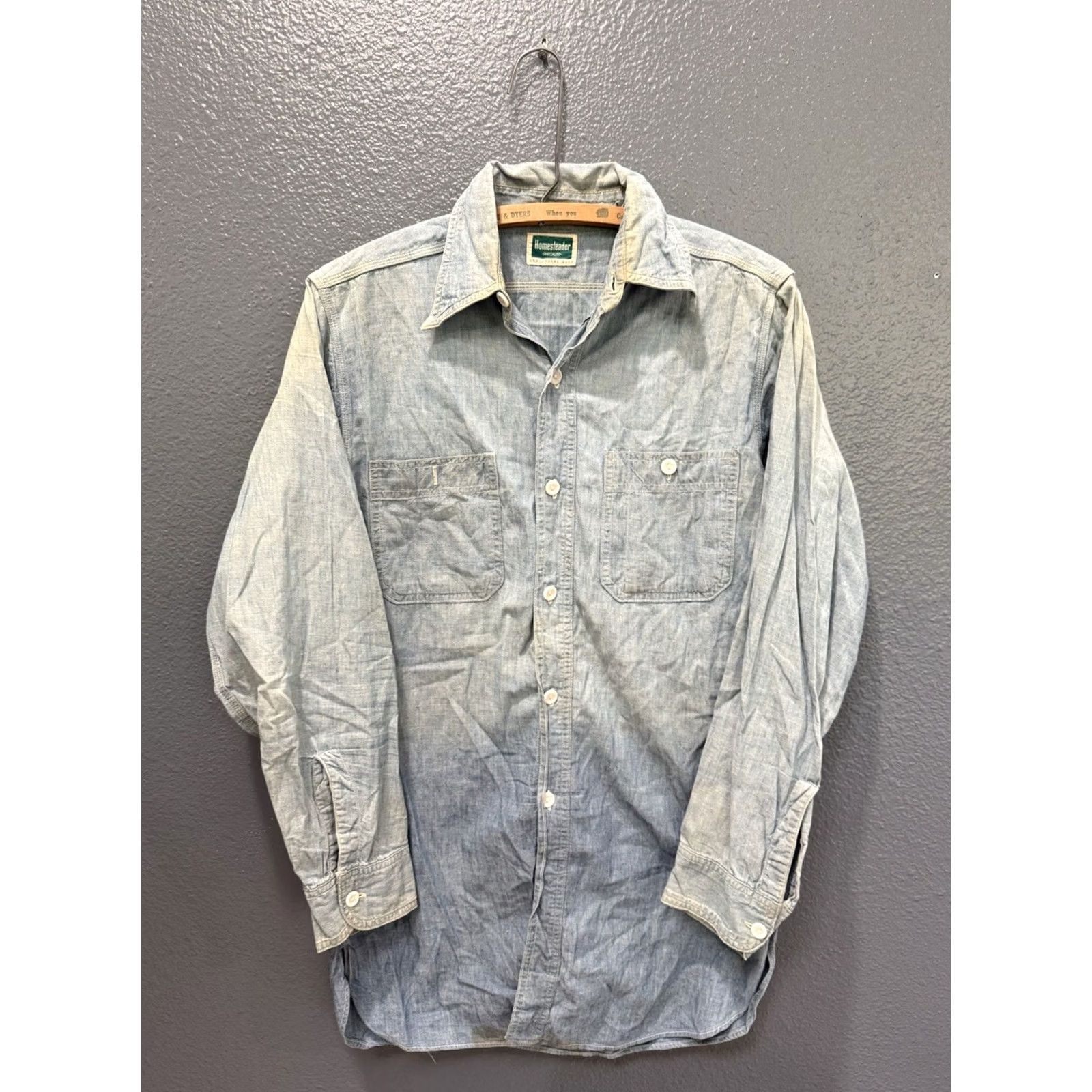 Vintage VINTAGE Homesteader Shirt Mens Large 1940s Sanforized Chambray Cotton Button Up Size L Size US L / EU 52-54 / 3 - 3 Thumbnail