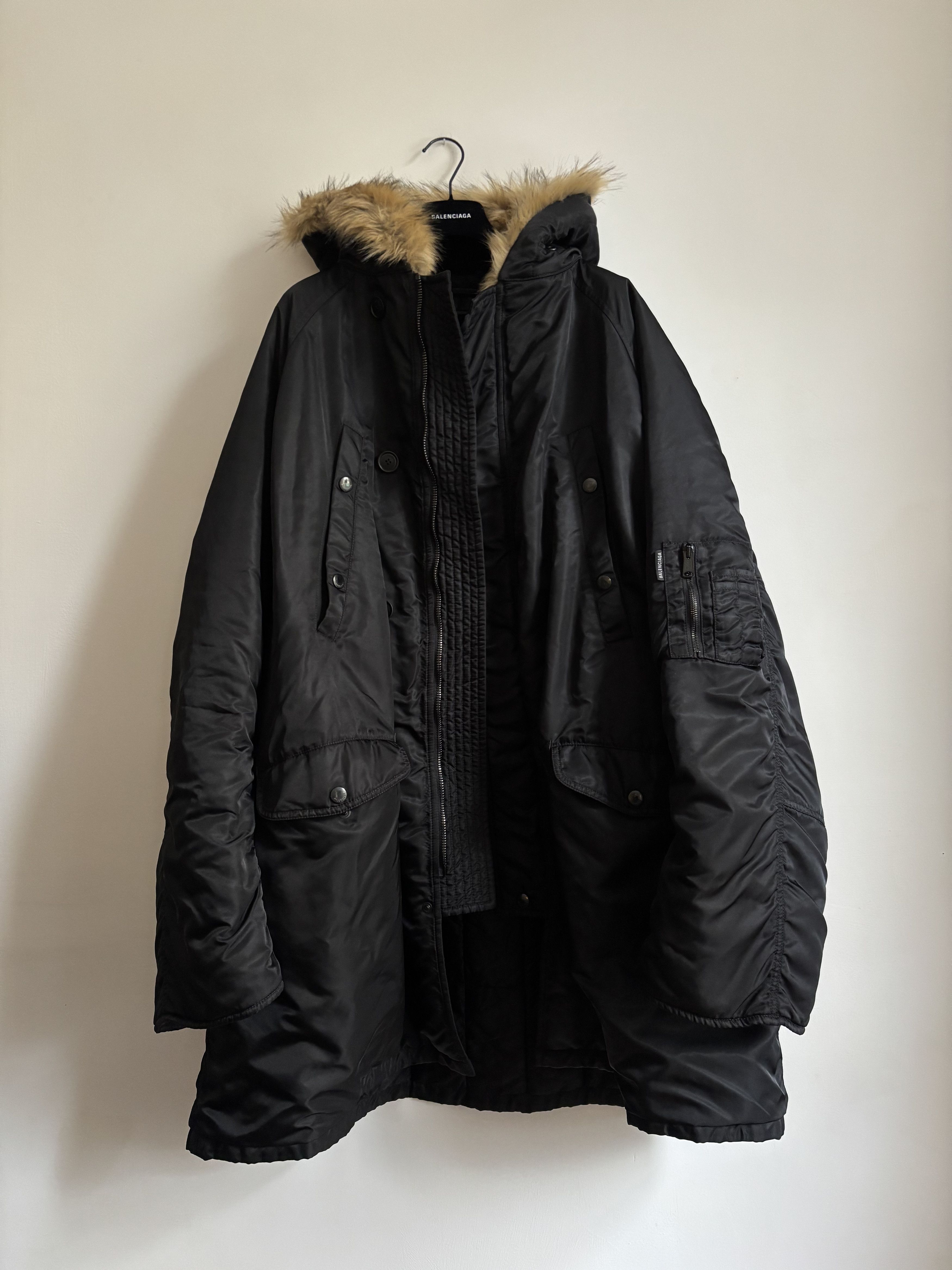 Balenciaga Balenciaga Fake Fur Hooded Military Parka Size US S / EU 44-46 / 1 - 1 Thumbnail
