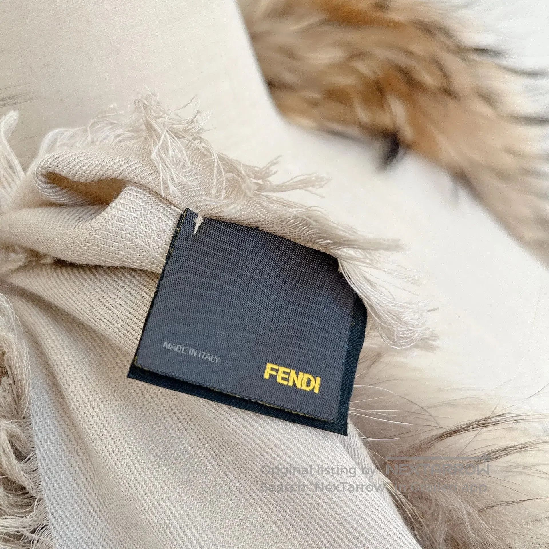 Fendi Fendi Fur Shawl. Size ONE SIZE - 5 Thumbnail