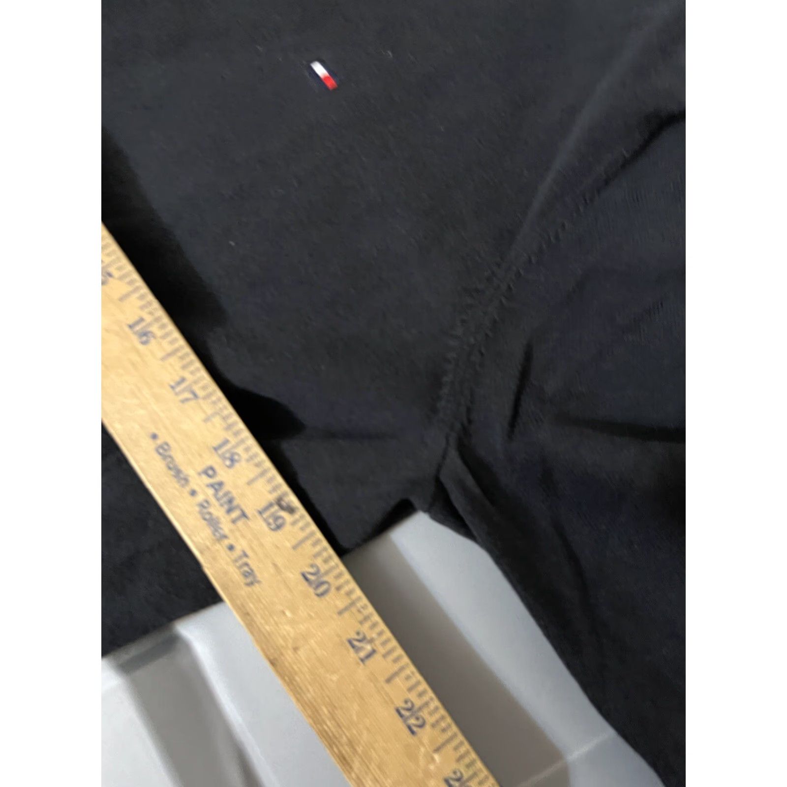 Tommy Hilfiger Tommy Hilfiger Sweater Mens Medium Black V-Neck Premium Cotton Pullover Logo Size US M / EU 48-50 / 2 - 5 Thumbnail