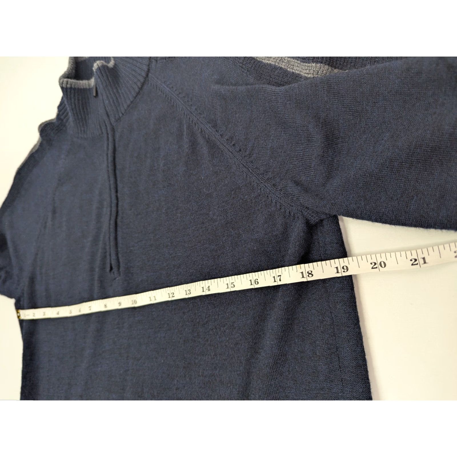 Smartwool Smartwool Merino Blend Quarter Zip Pullover Mock Neck Navy Blue Men’s Medium Size US M / EU 48-50 / 2 - 6 Thumbnail