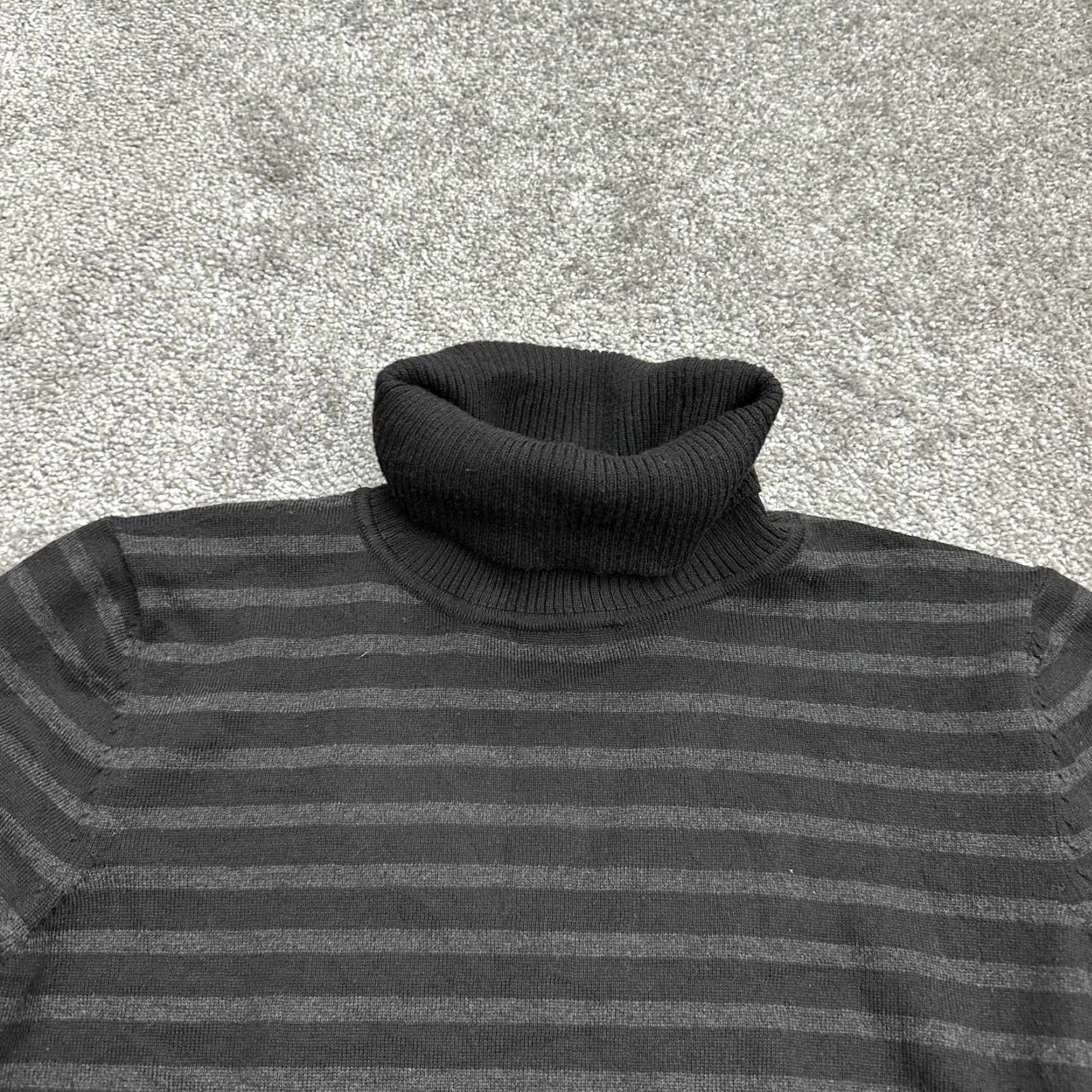 Vintage Cupio Turtleneck Pullover Sweater Womens M Black Striped Knit Button Casual Sleeve Long Sleeve Knit Style Regular Fit Polyester Rayon Coupon? Size M / US 6-8 / IT 42-44 - 3 Thumbnail