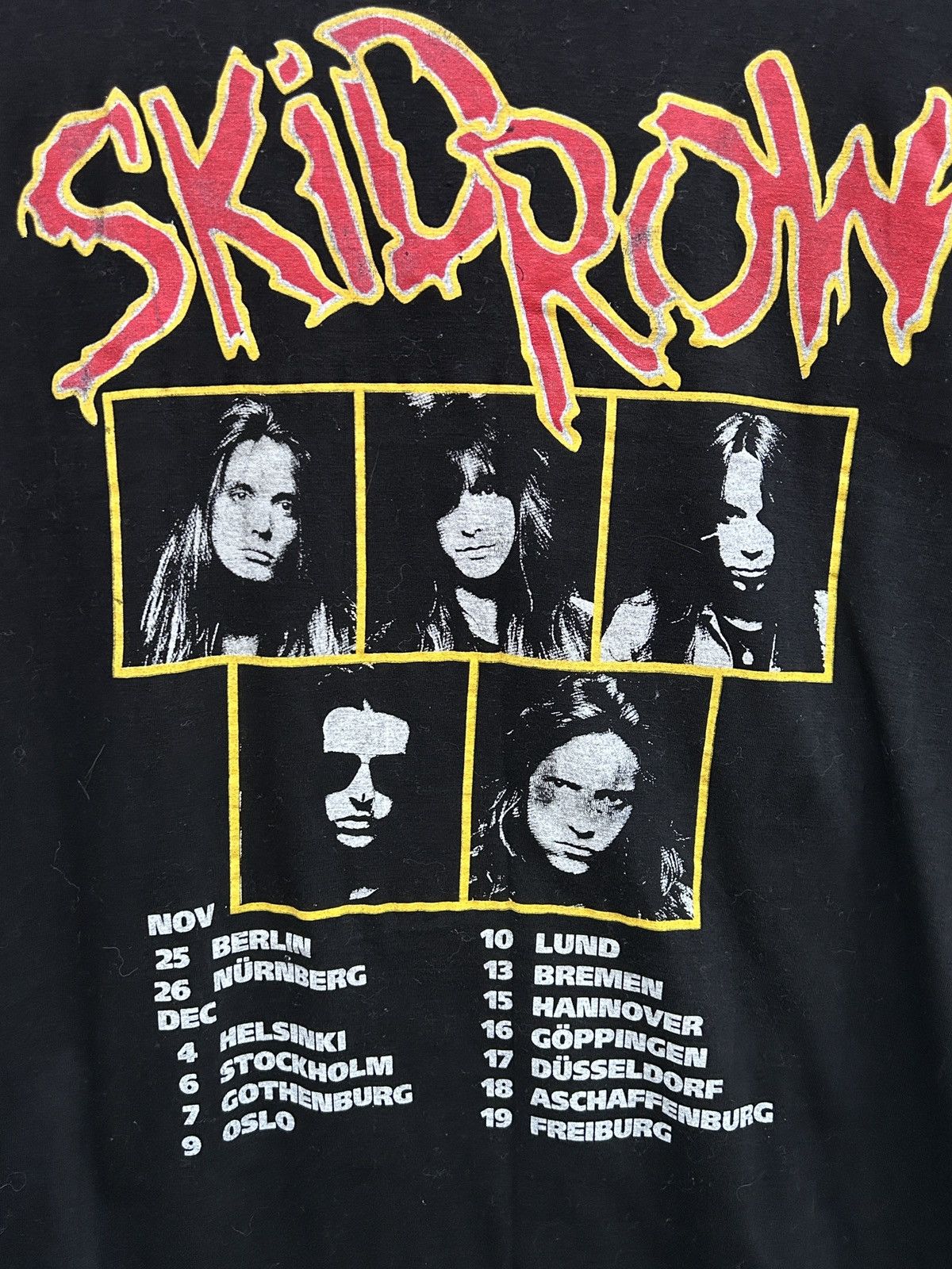 Band Tees 90s Vintage Skid Row 1991 +La Guns Slave To The Grind Tee Size US L / EU 52-54 / 3 - 8 Thumbnail