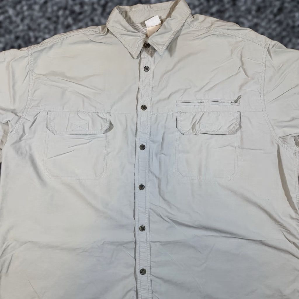 Vintage REI Mens Button Up Shirt Short Sleeve Khaki 2XL Nylon Lightweight Beige Breathe River Vintage? Size US XXL / EU 58 / 5 - 1 Thumbnail