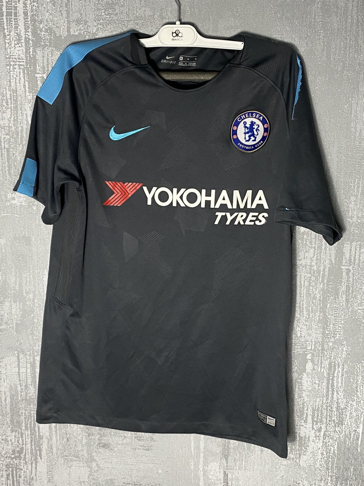 Nike Vintage Chelsea Nike Soccer Jersey Prematch Hype Size US M / EU 48-50 / 2 - 1 Thumbnail