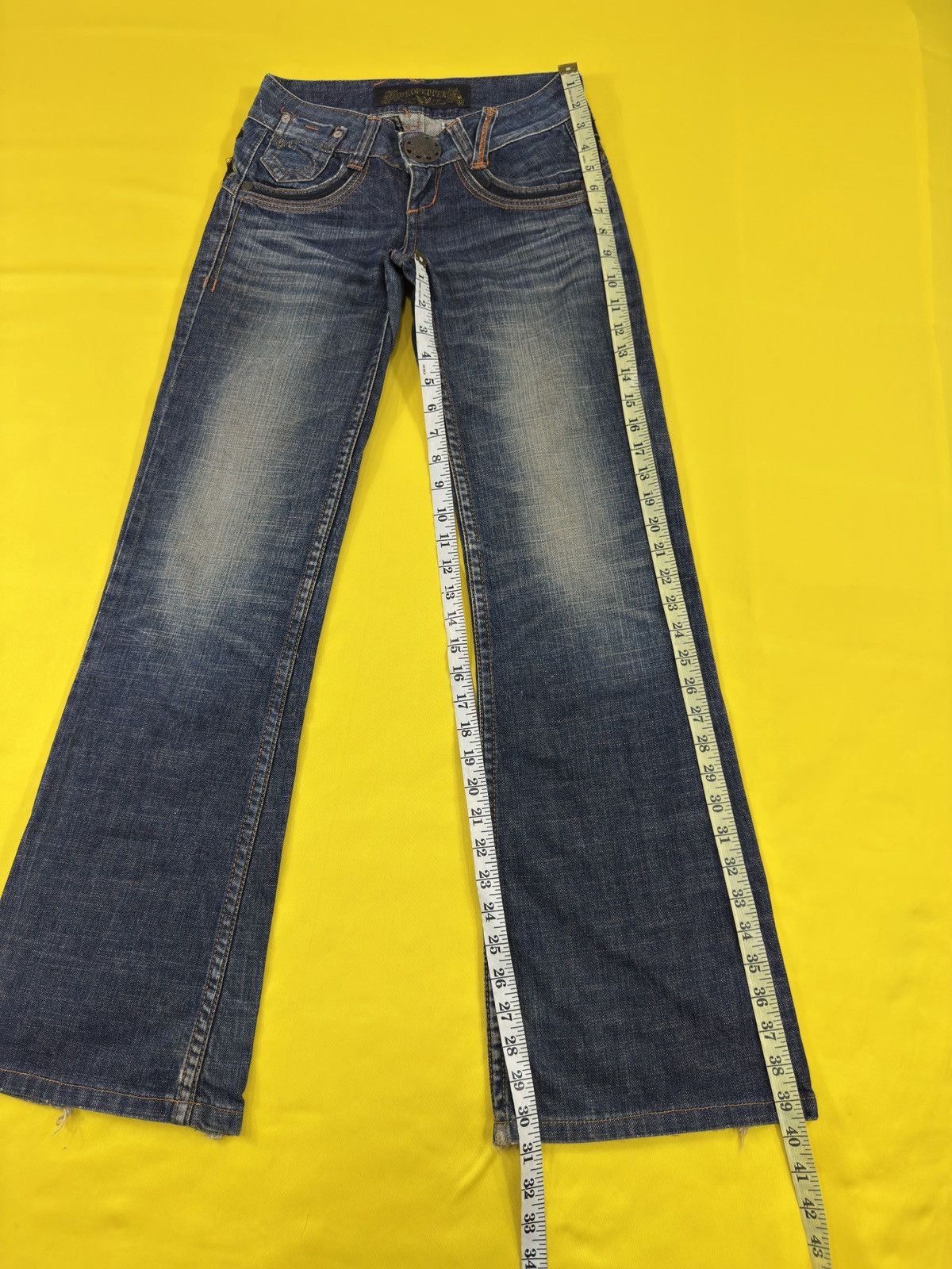 Japanese Brand Red peppers flare jeans Size US 28 / EU 44 - 19 Thumbnail